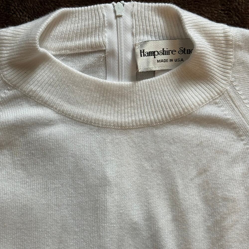 Hampshire Studio Sweater Women M White Excellent Mock Neck Zip Back Short Sleeve - Picture 2 of 4